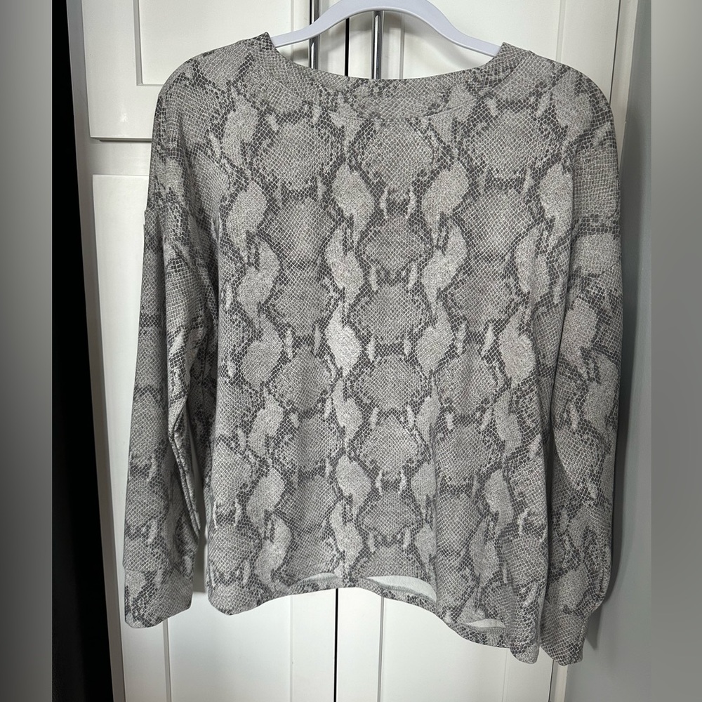 Banana Republic Pull Over